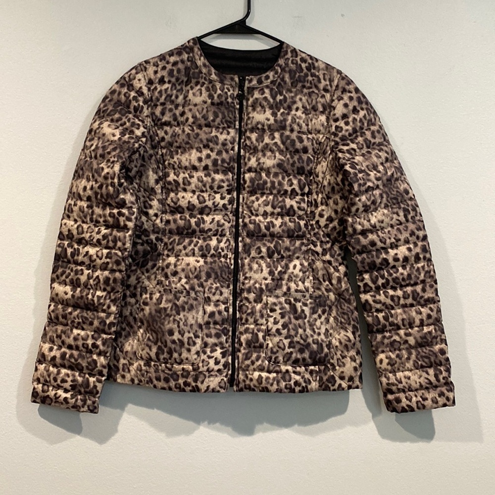 Betsy Johnson Cheetah Leopard Print & Black Reversible Puffer Jacket Size Small